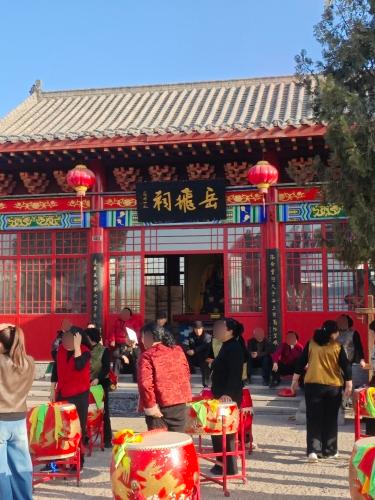 岳飞祠实景照片