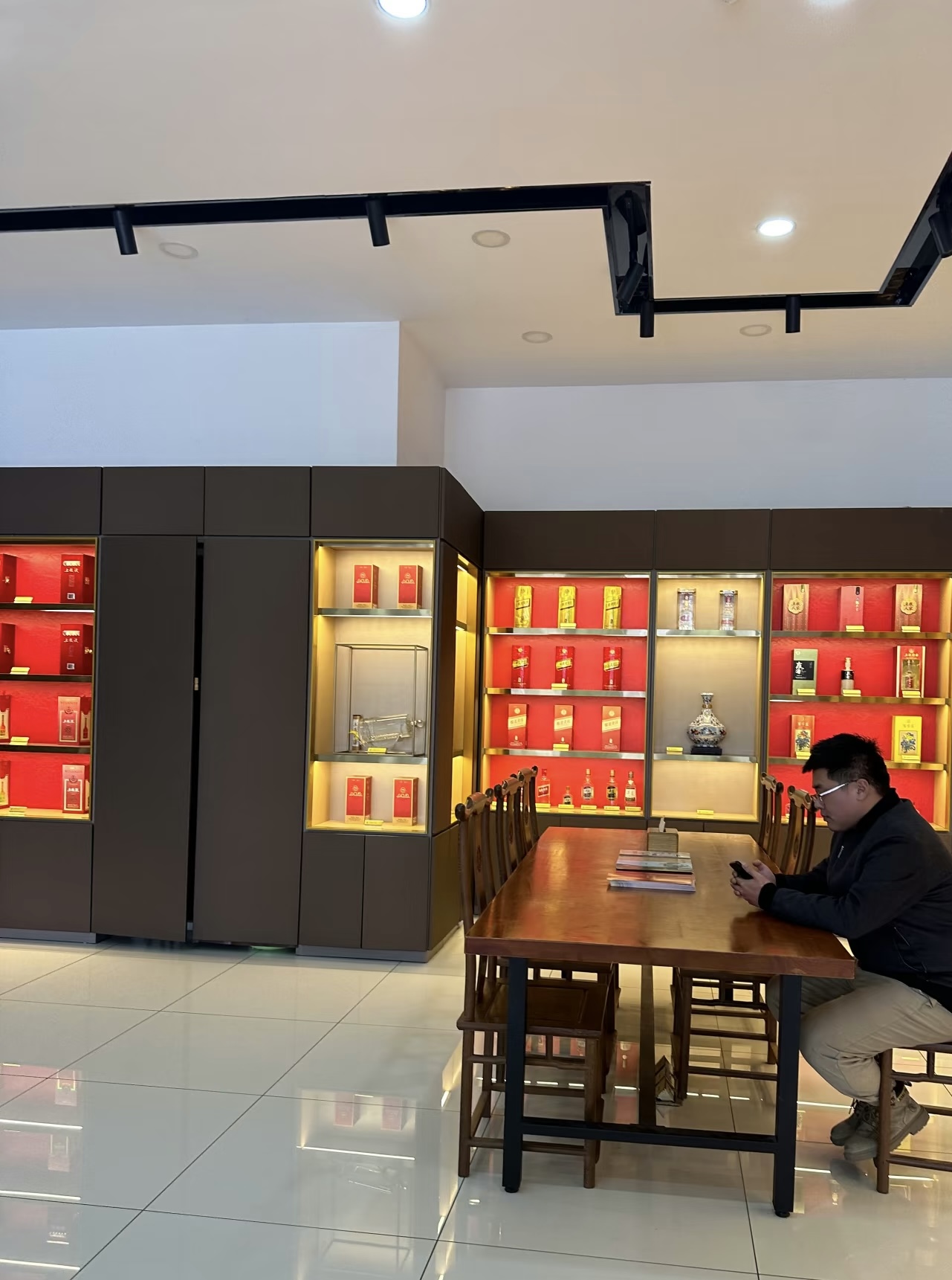 五粮液(cdf三亚国际免税城1期店)
