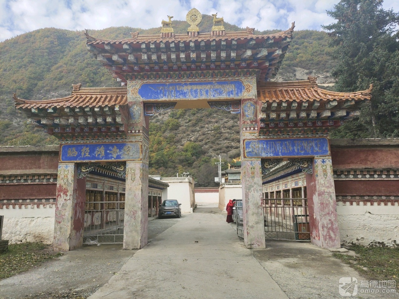 晒经滩寺院实景照片