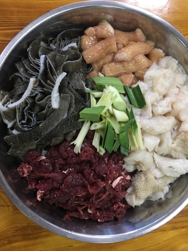 盛荣牛料餐馆(滨江公馆店)