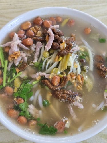 三亚陈记胜利抱罗粉店