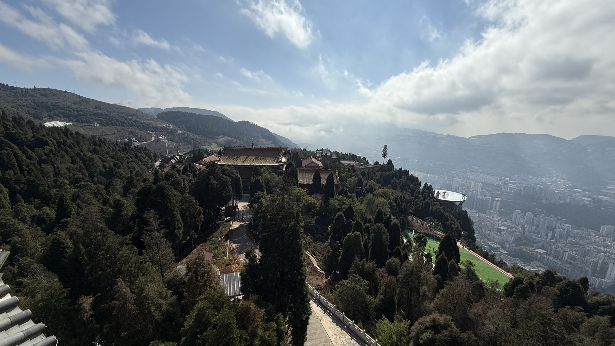 卧佛寺实景照片