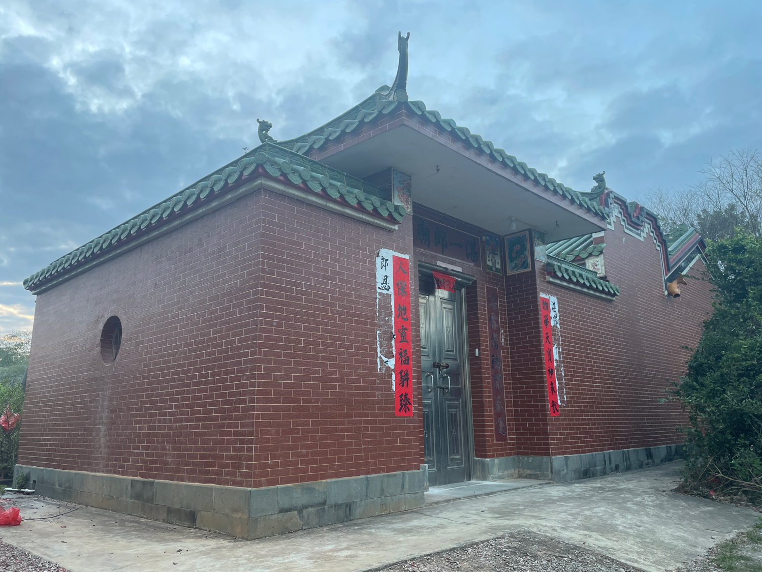 湛一郎庙实景照片