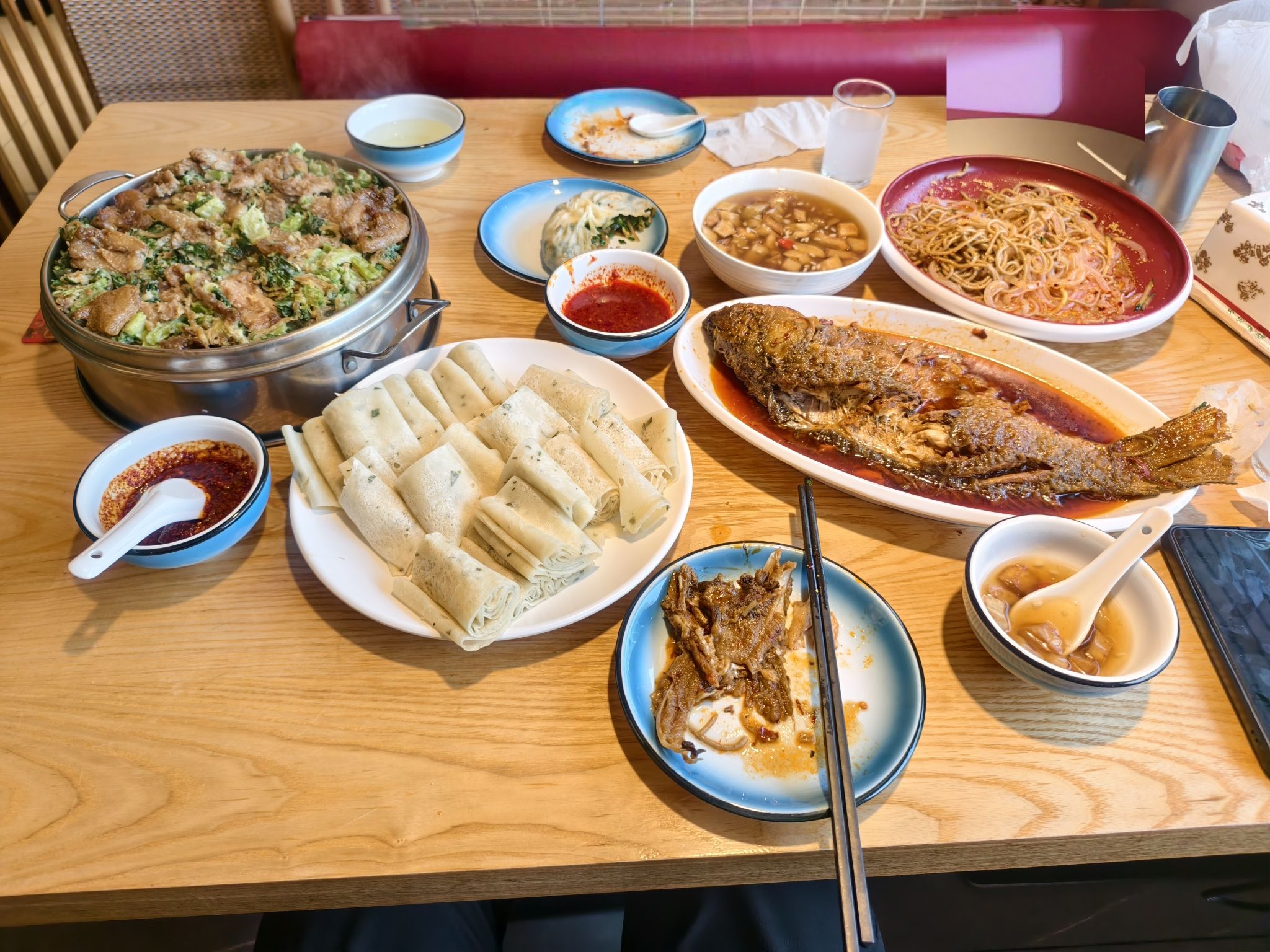 吉府家宴内部环境