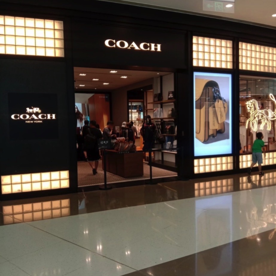 COACH(cdf三亚国际免税城店)