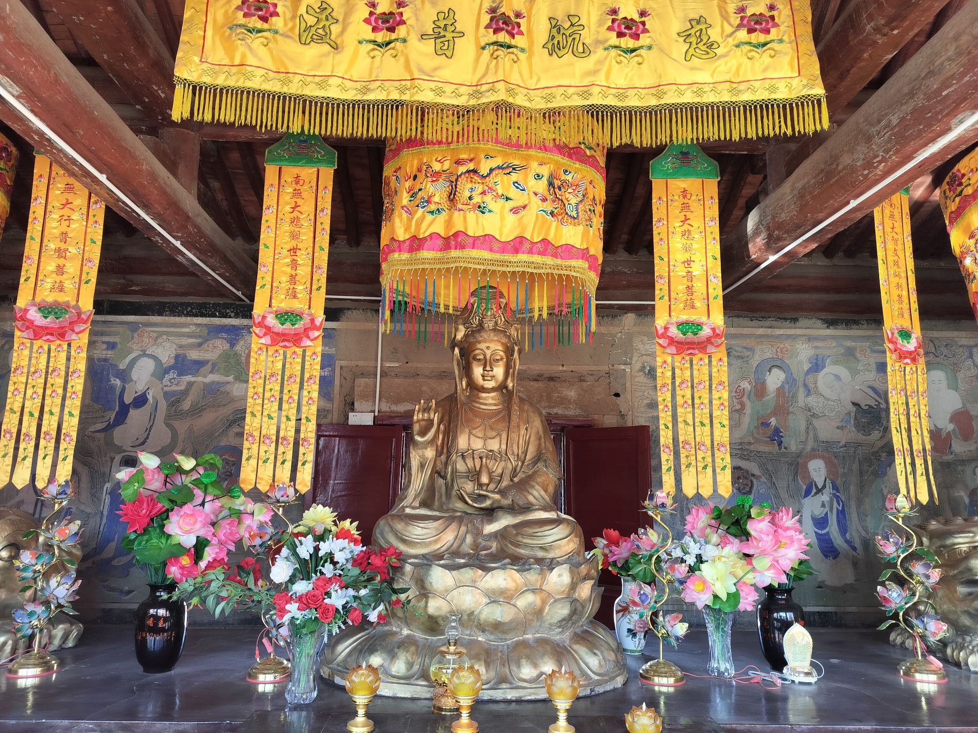 隆善寺实景照片