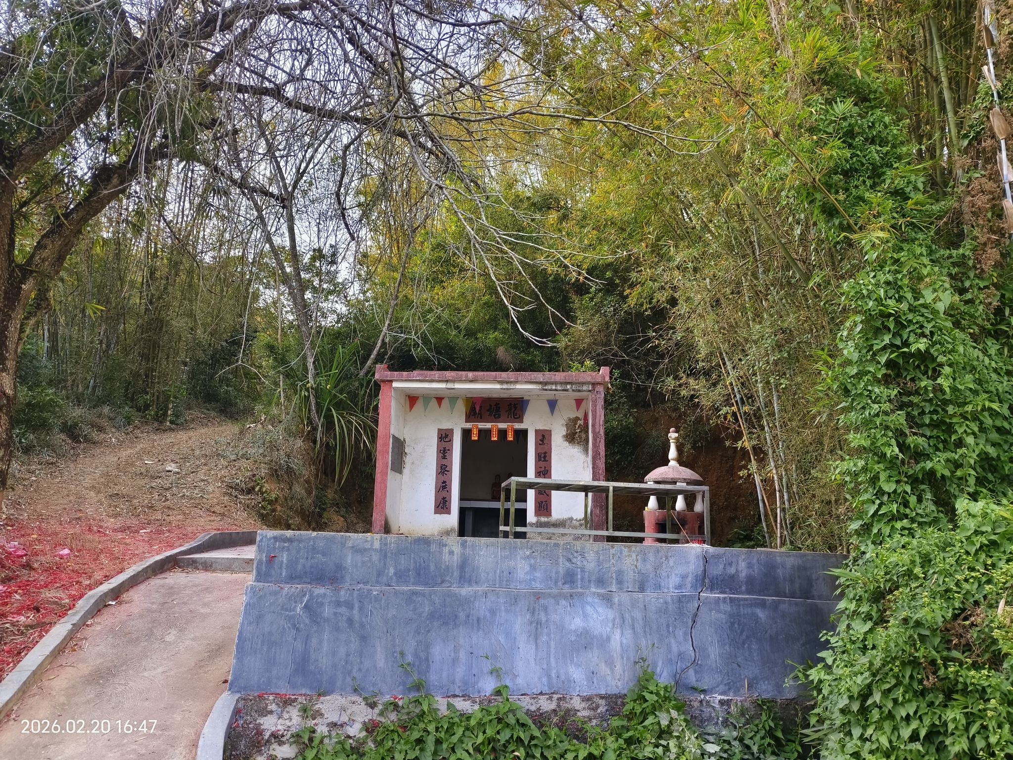 龙塘庙实景照片