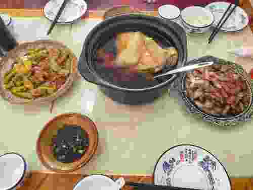 生态人家饭庄(兴义民族风情街)
