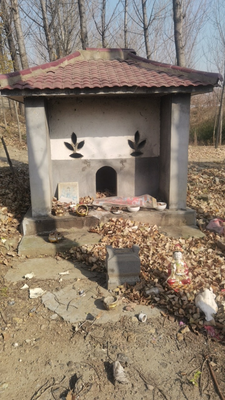 土地庙实景照片