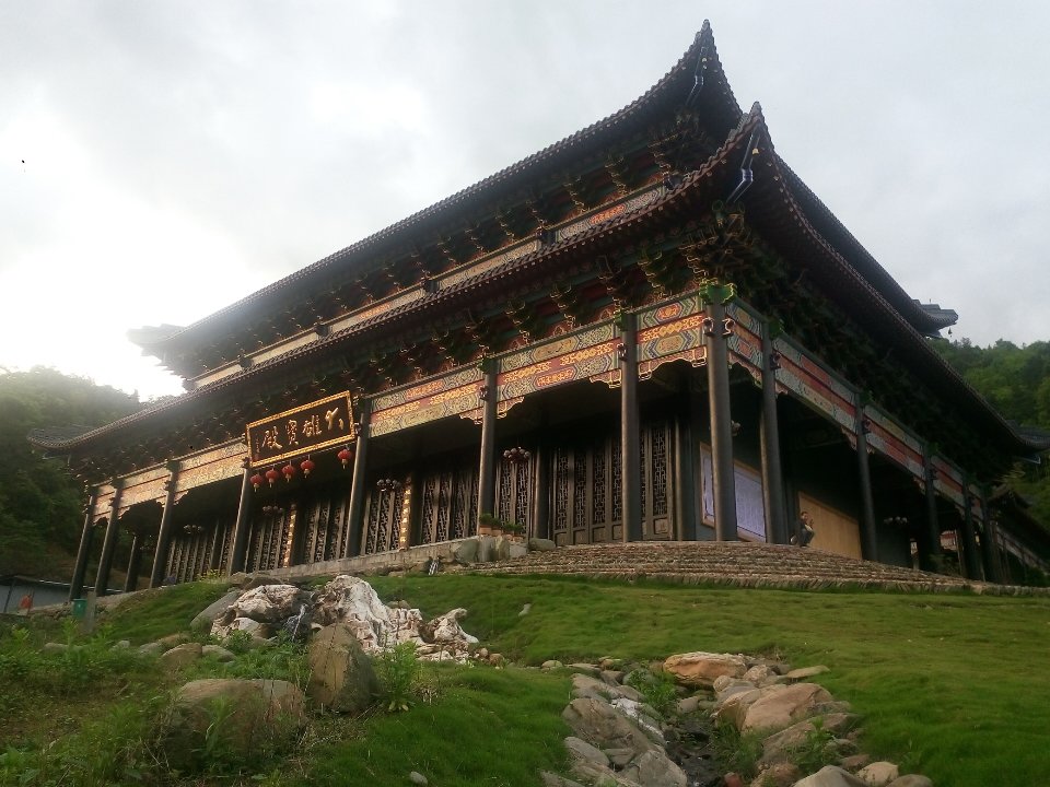 宝盖寺实景照片
