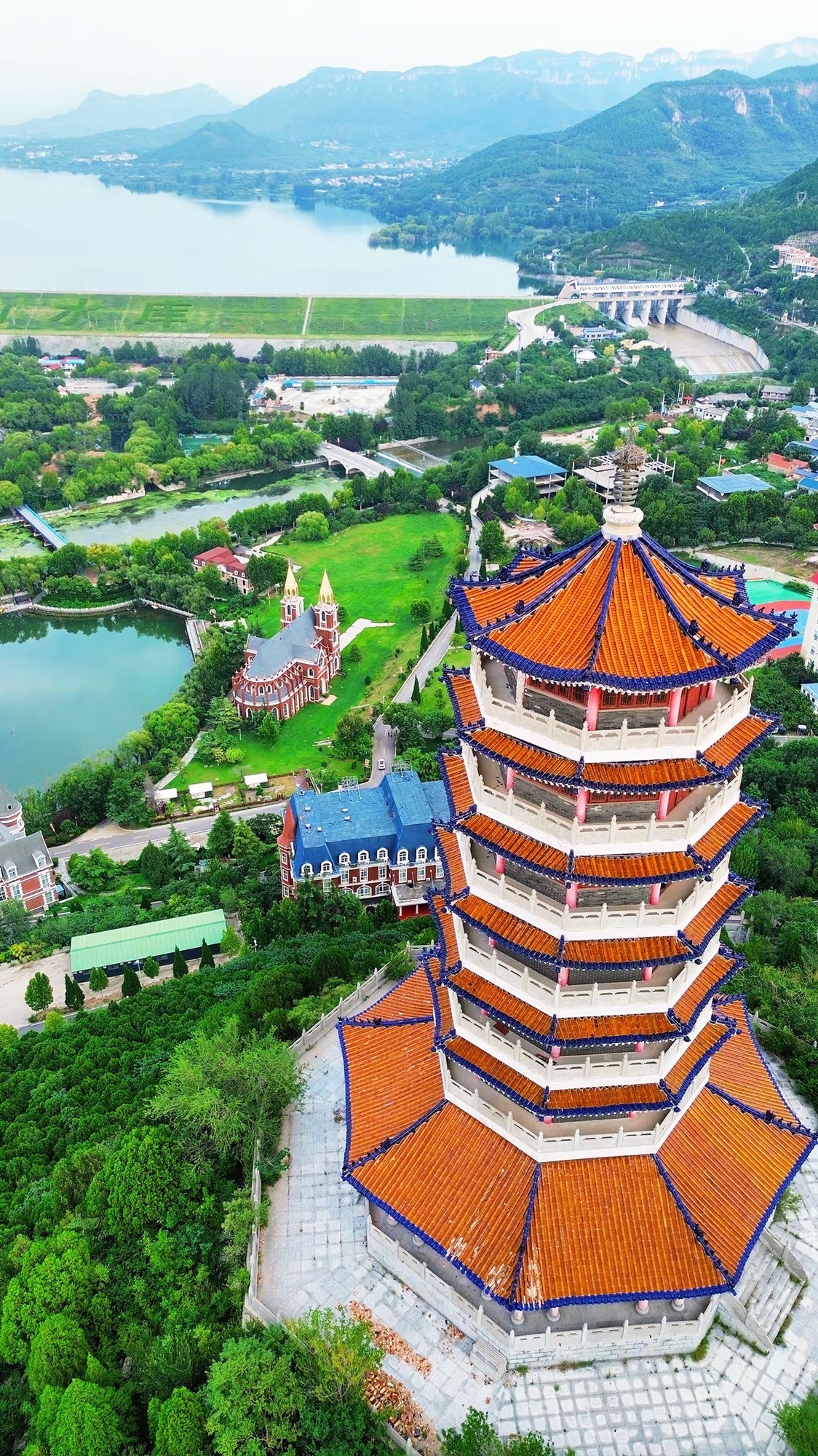 黄花山真经寺佛塔实景照片