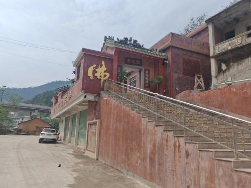 蓬辣头镇江寺实景照片