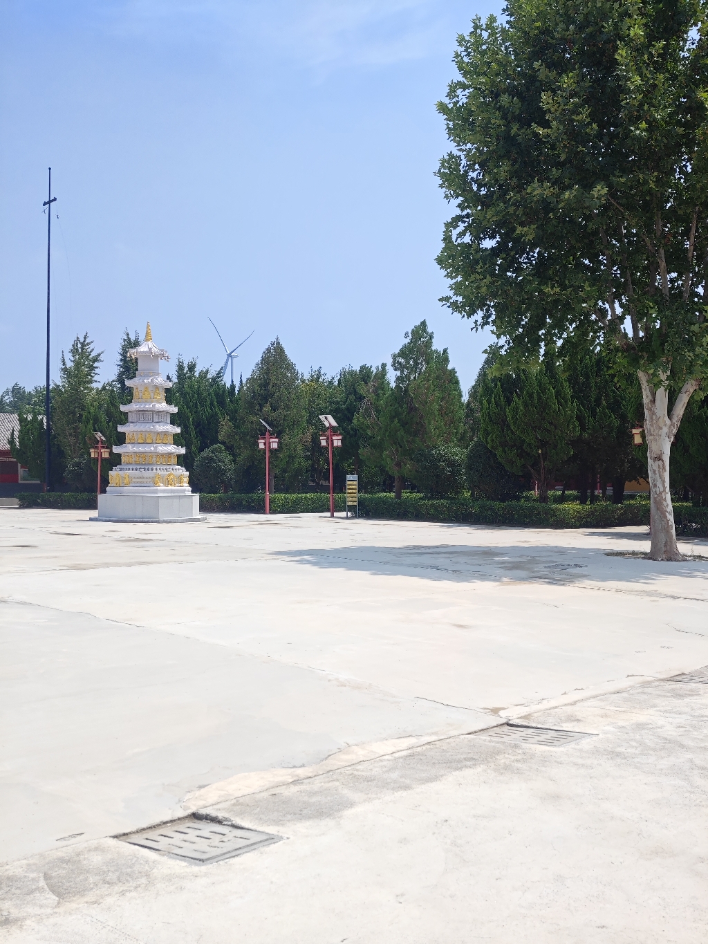 圆通殿实景照片