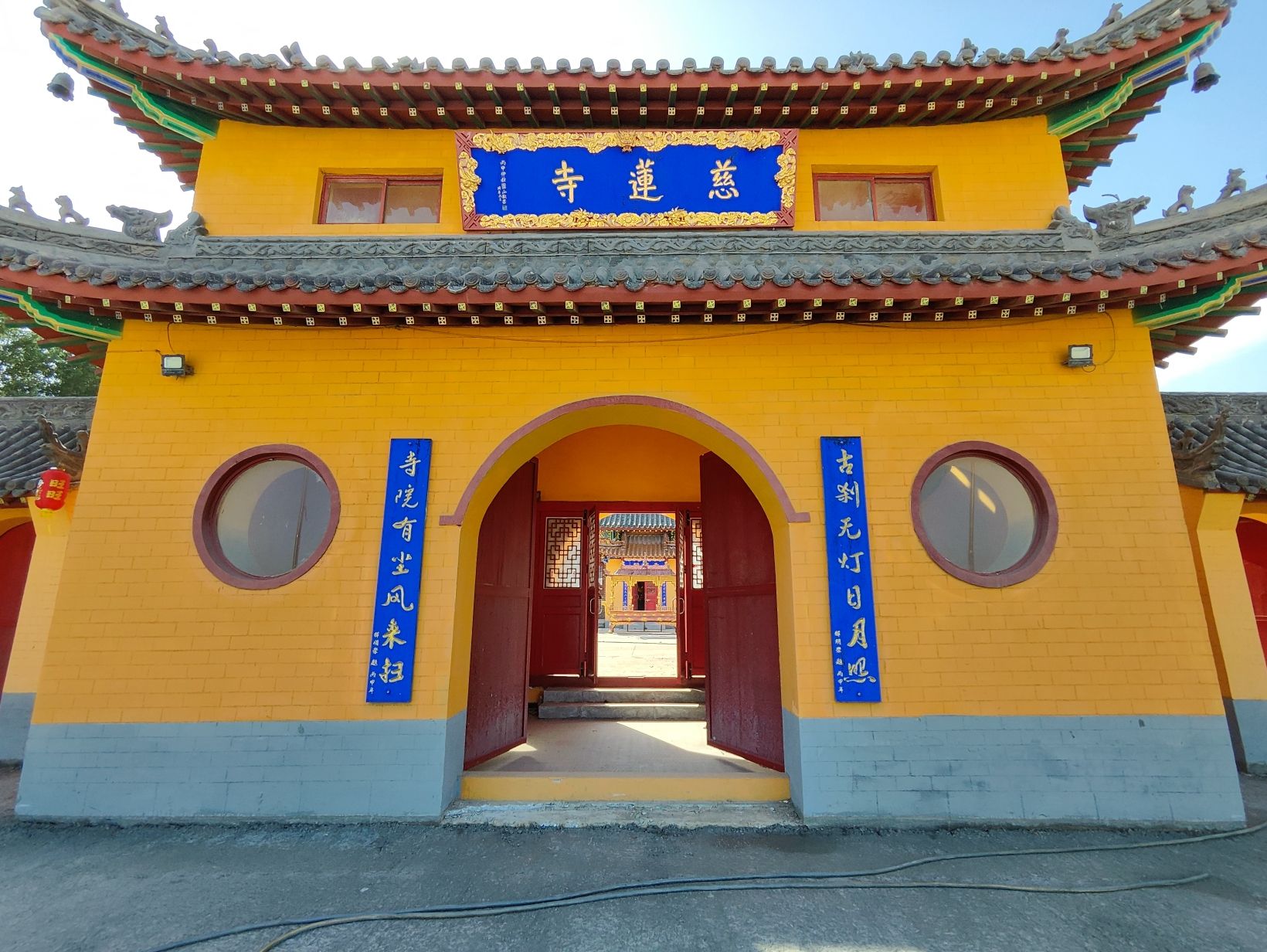 慈莲寺实景照片