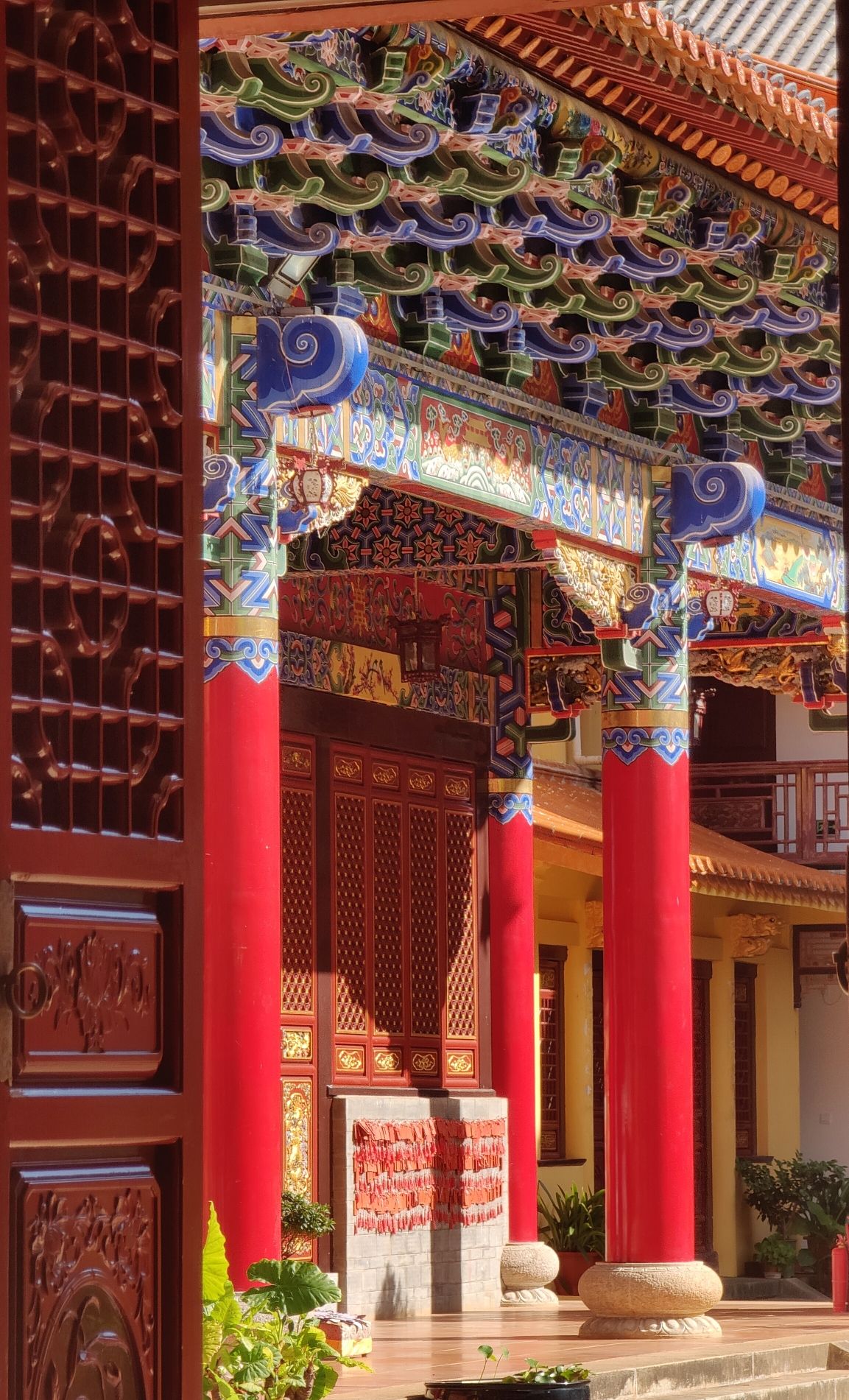 九莲寺·大雄宝殿实景照片