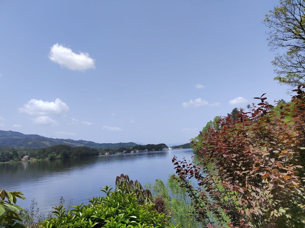 红寺湖景点图片