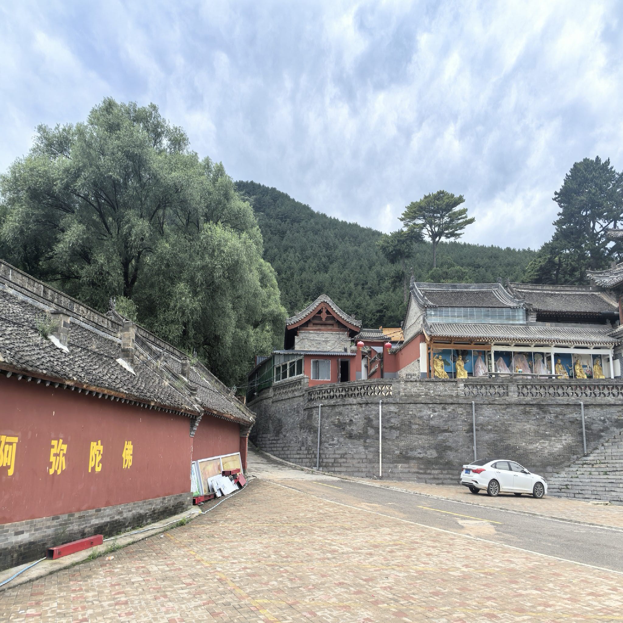 三藏寺实景照片