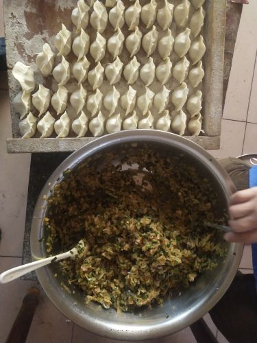 熏肉饺子馆