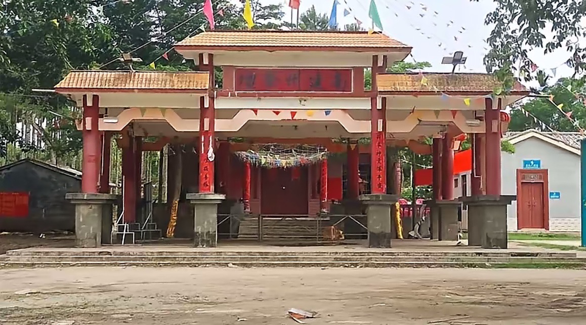 龙介南引庙实景照片