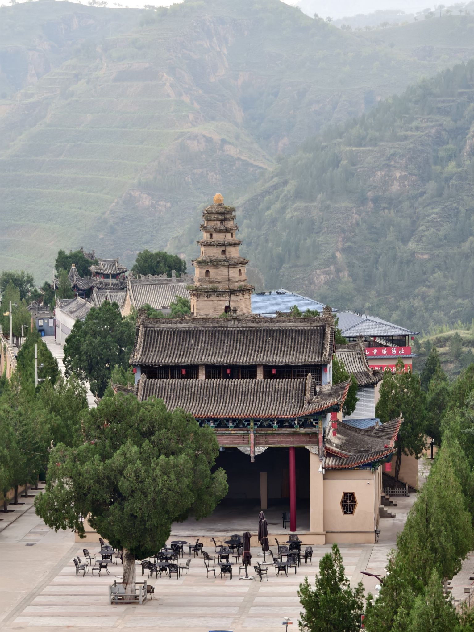 合龙山道观实景照片