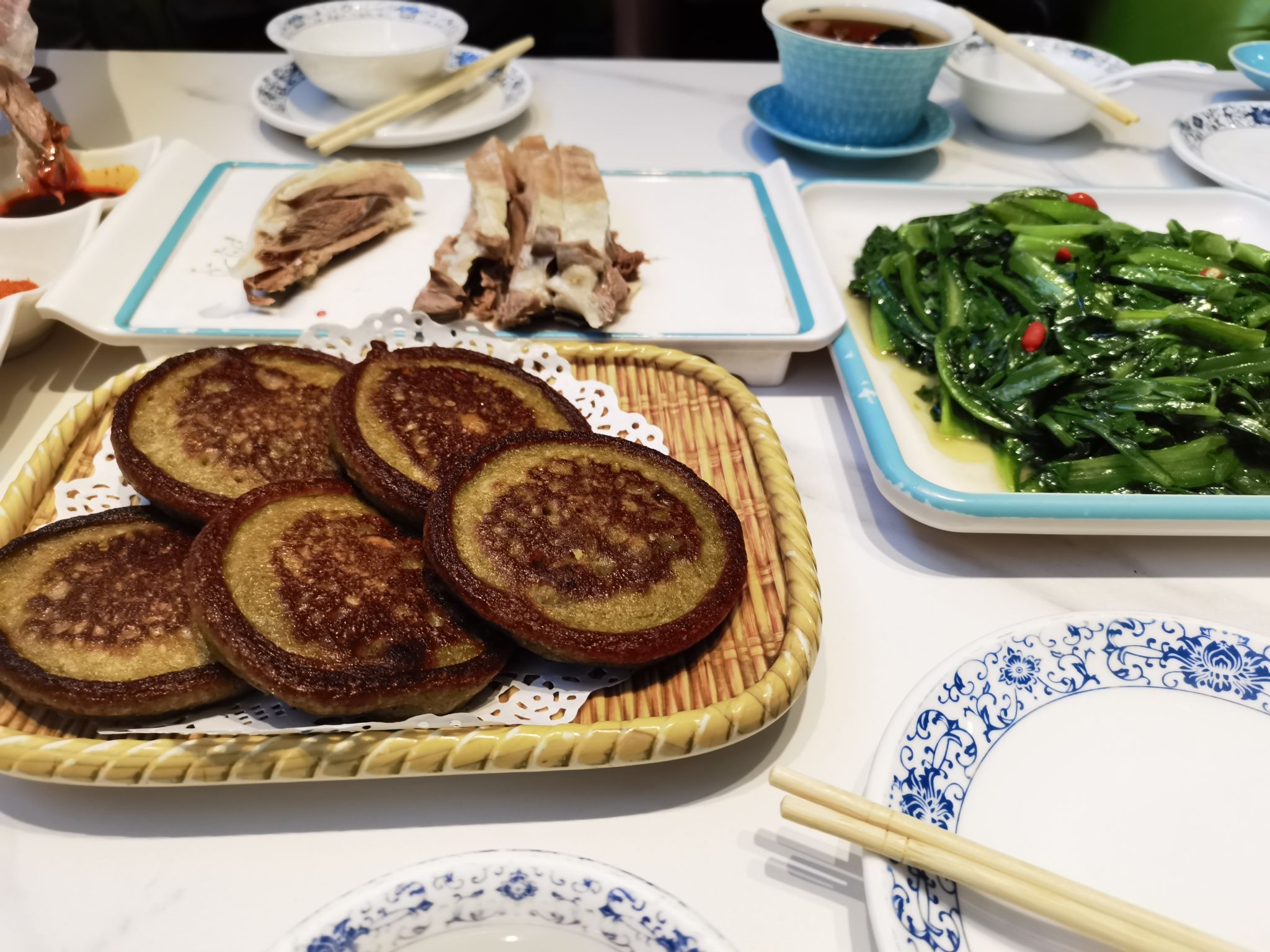 三江源美食城