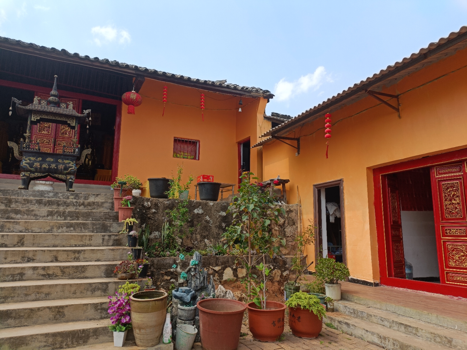 三龙寺实景照片