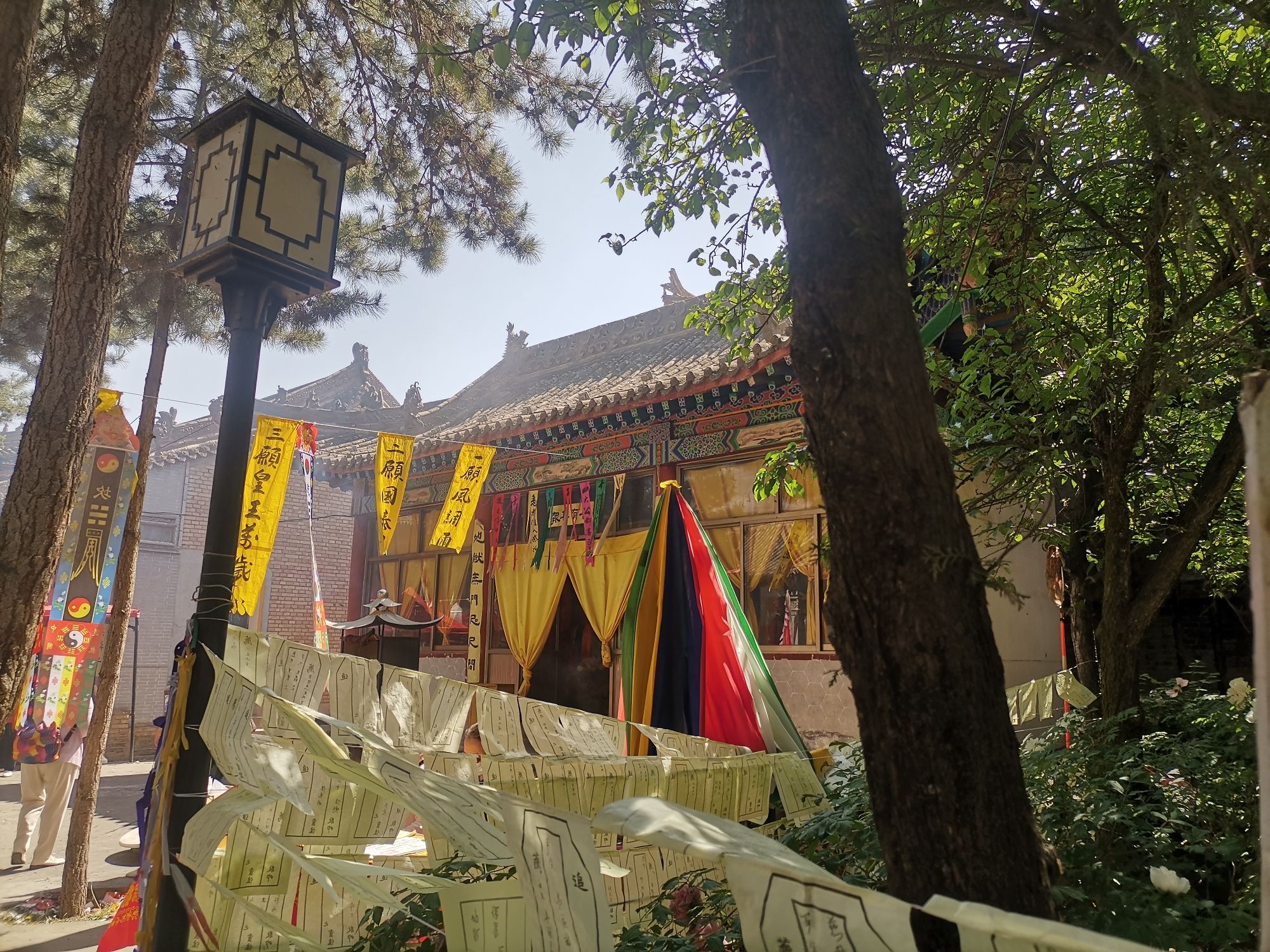 东岳泰山庙实景照片