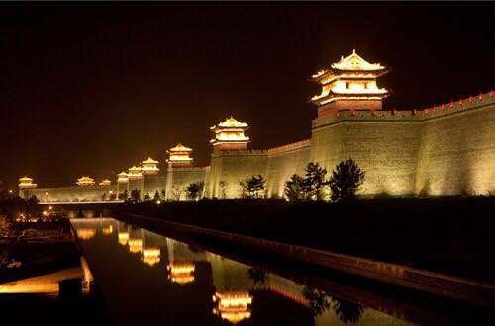 大同古城城墙外带状公园景点图片