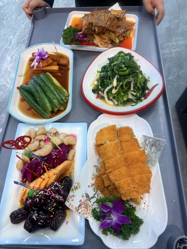 清雅餐饮楼