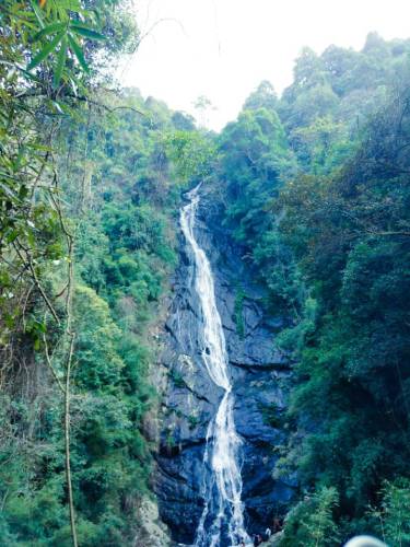 万丈寨瀑布风景区旅行图片 3