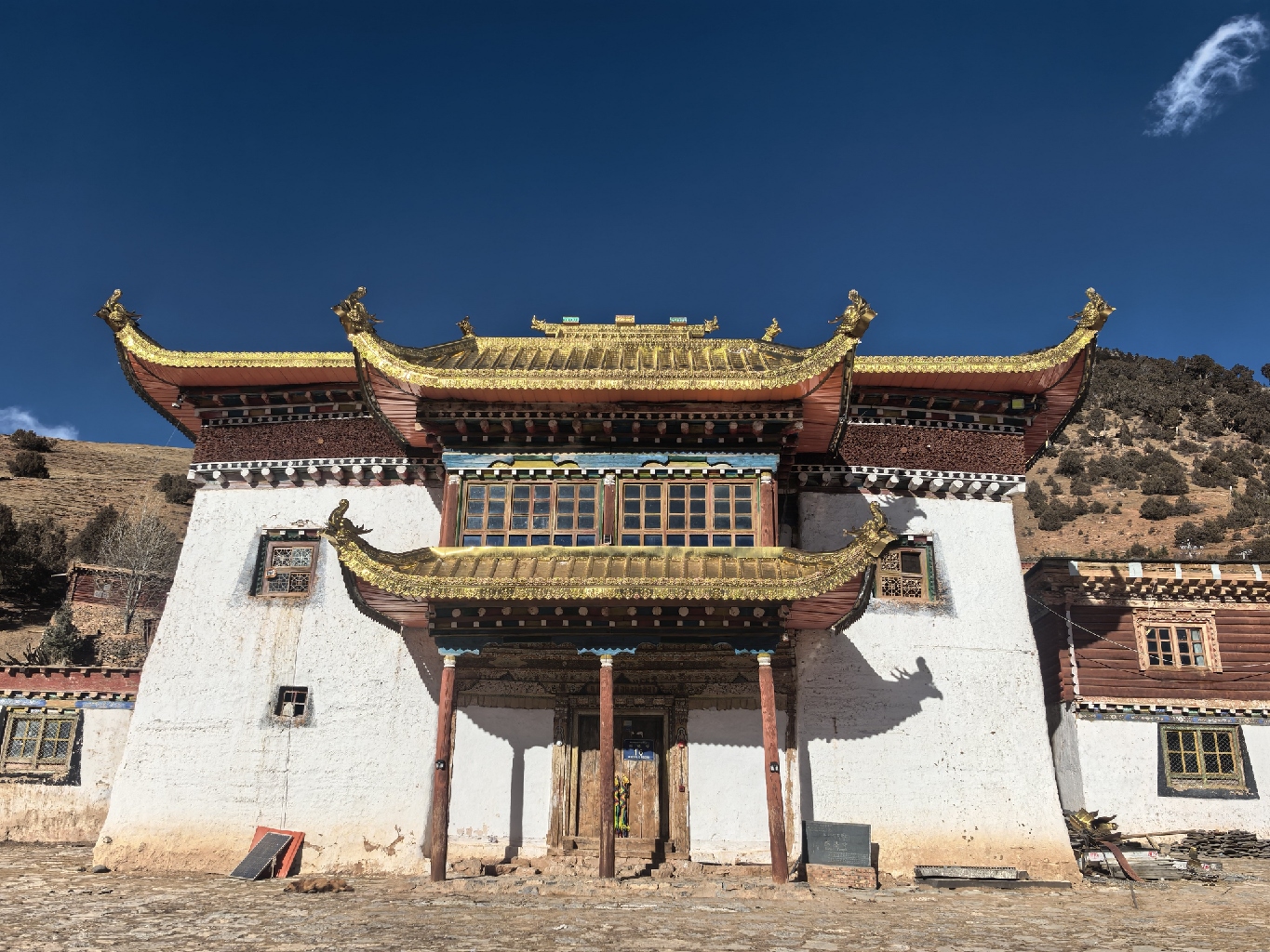然格寺实景照片