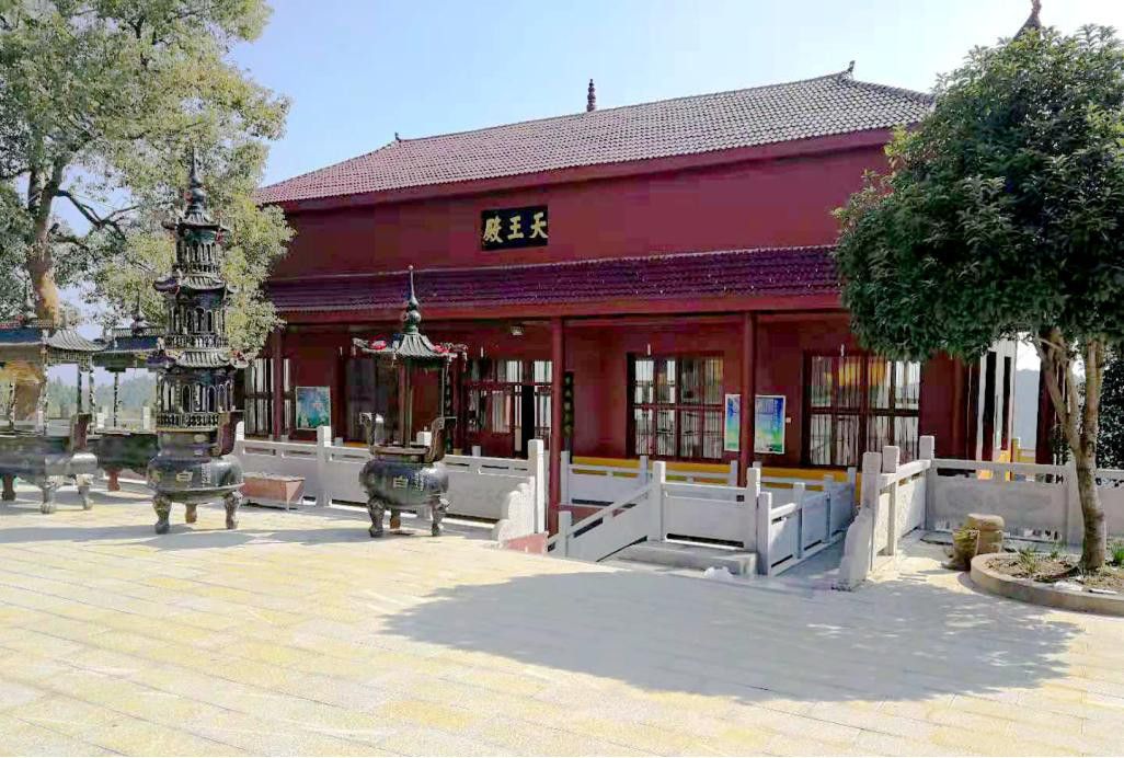 百鹊寺实景照片