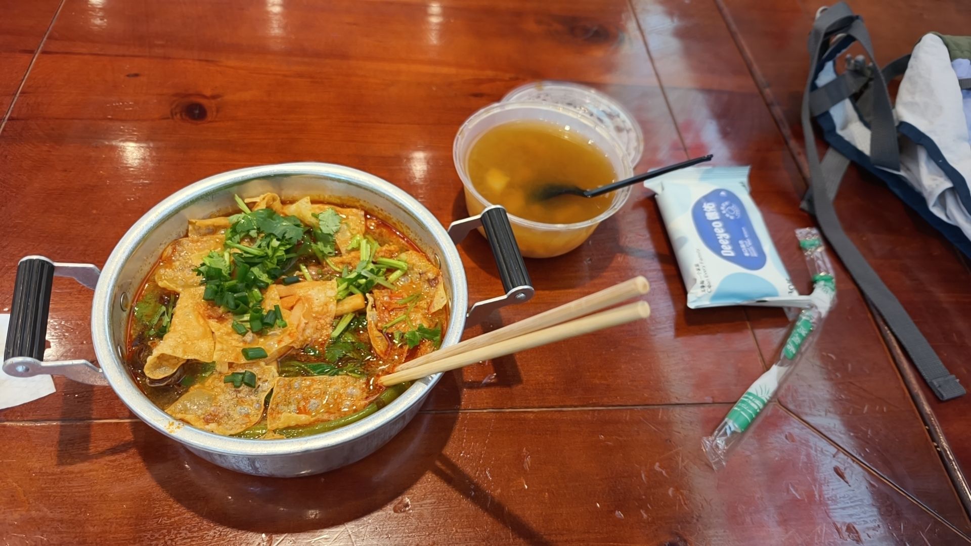 李不贵地摊螺蛳粉
