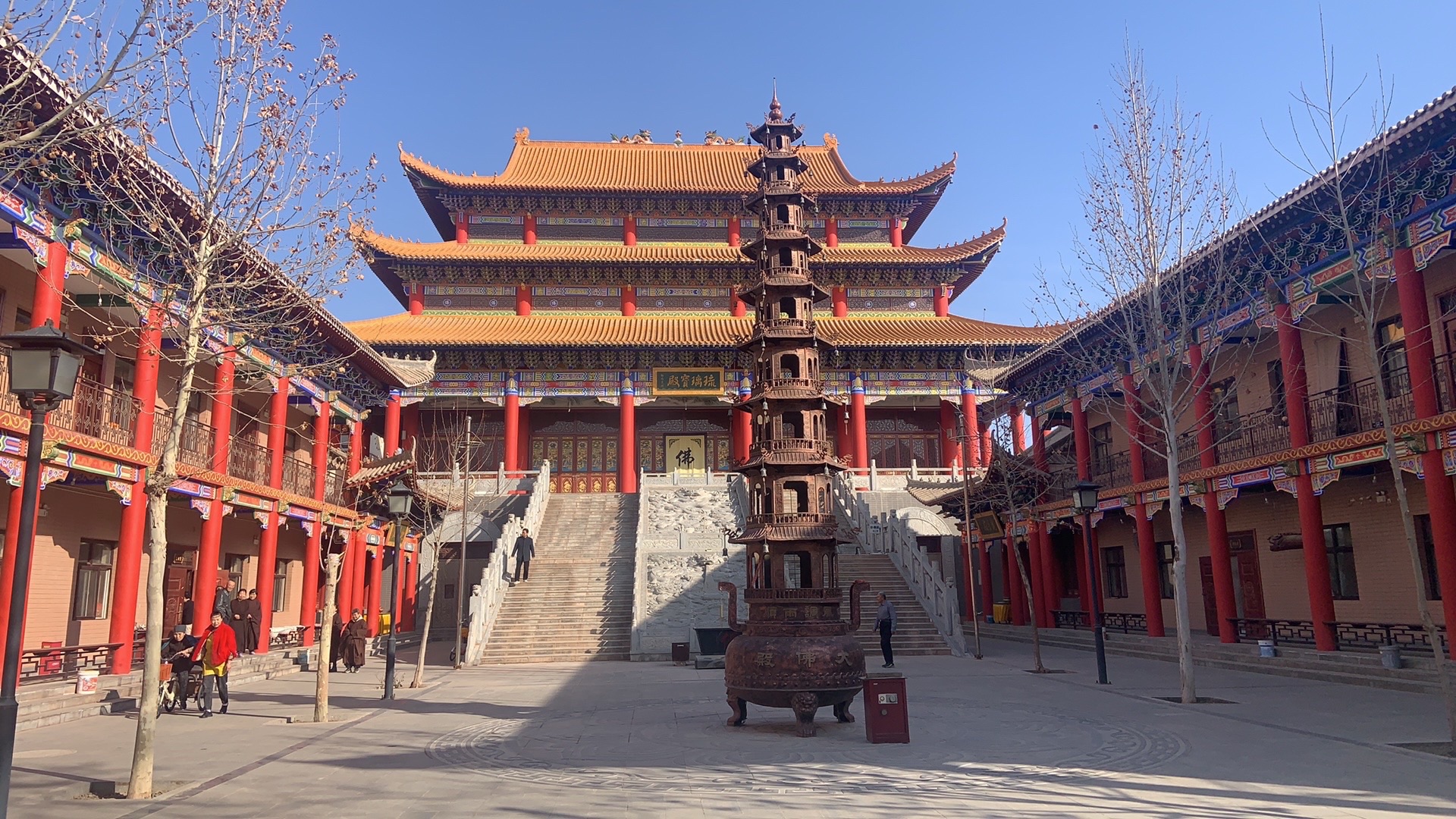 琉璃宝寺实景照片