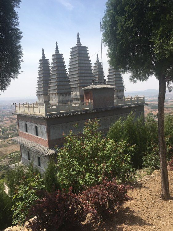 宝龙寺实景照片