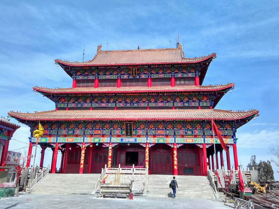 明山庙实景照片