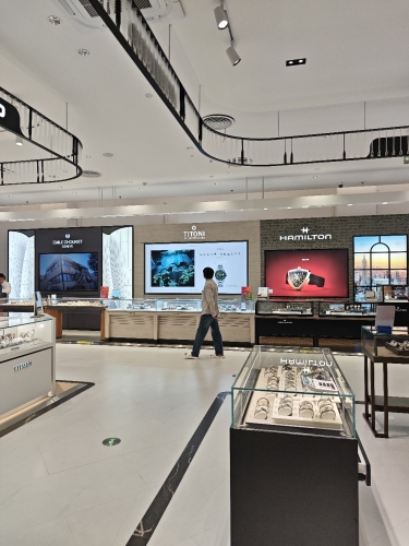 梅花表(日月广场店)