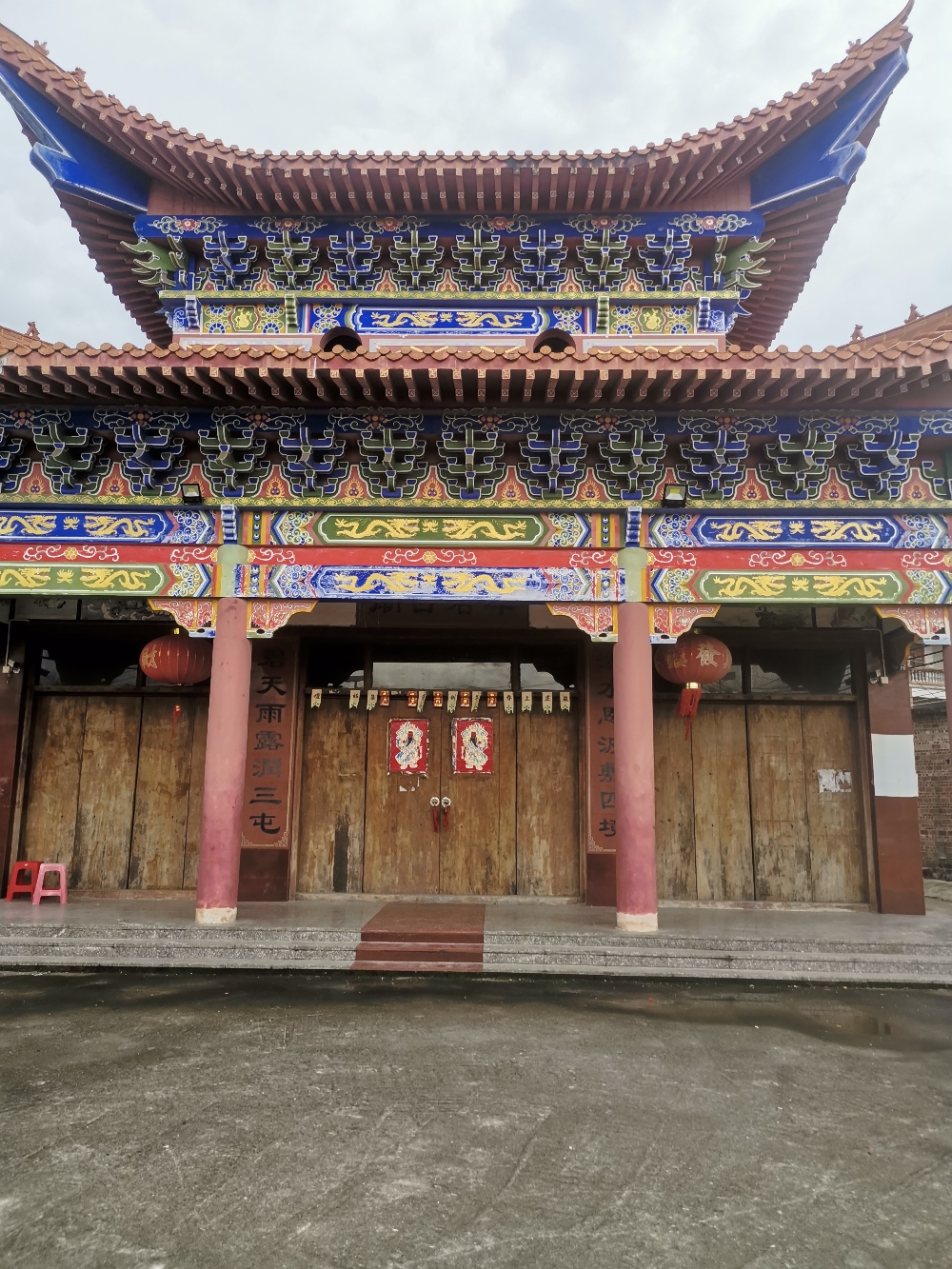 潭碧古庙实景照片