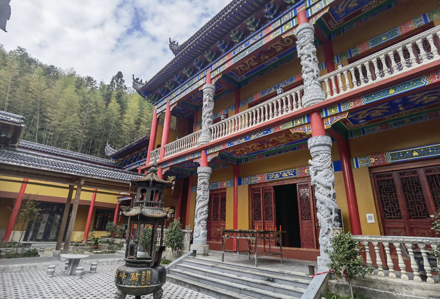 武夷山万峰禅寺实景照片