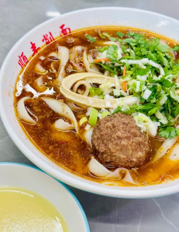 顺丰削面快餐厅