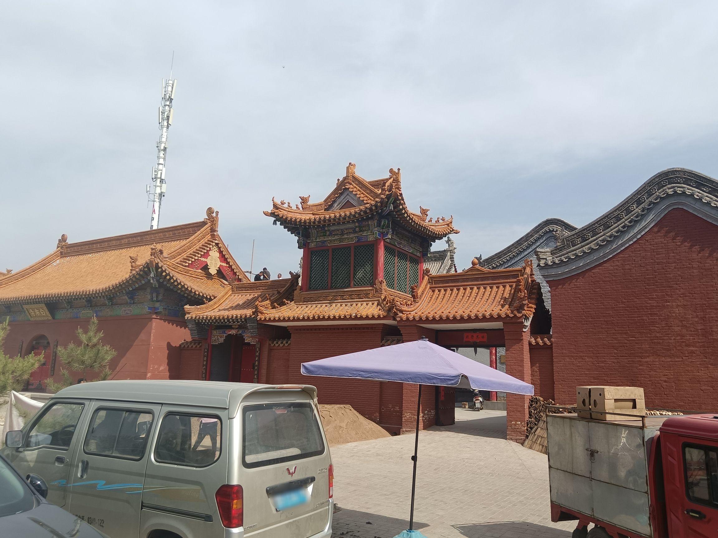 白衣寺实景照片