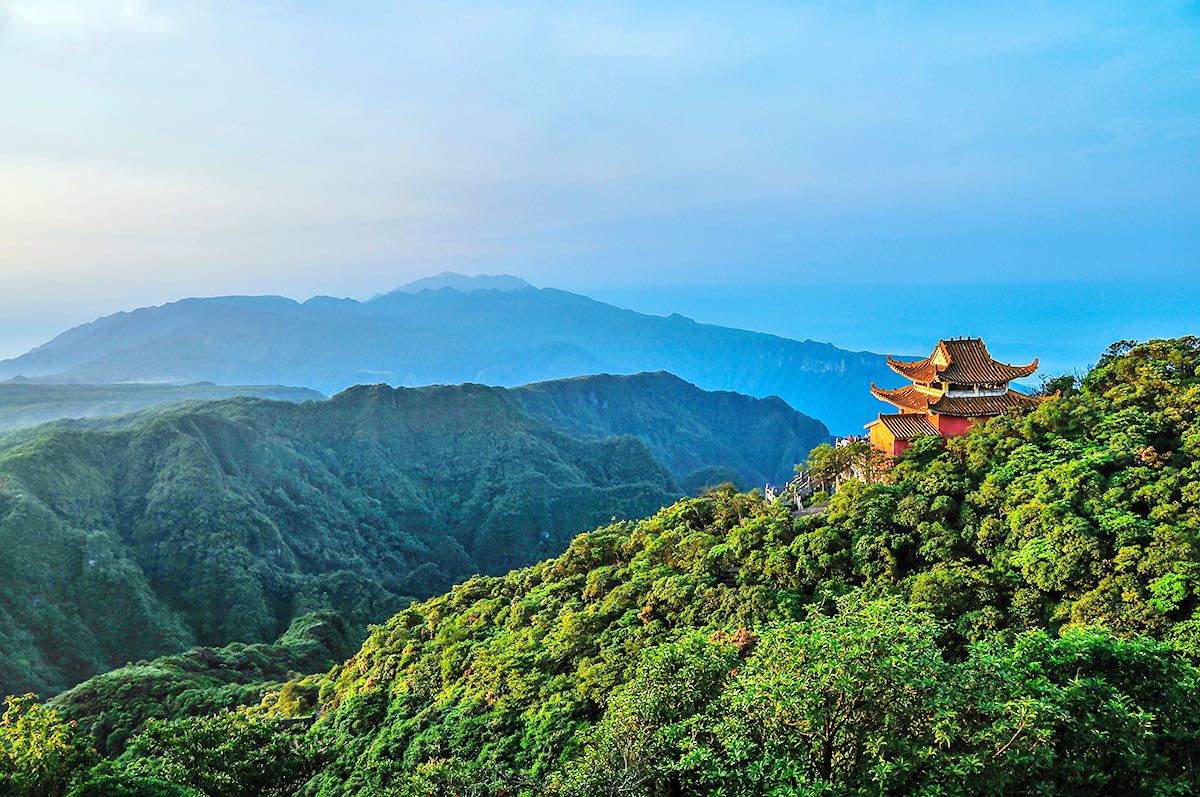 大明山-骆越王庙实景照片