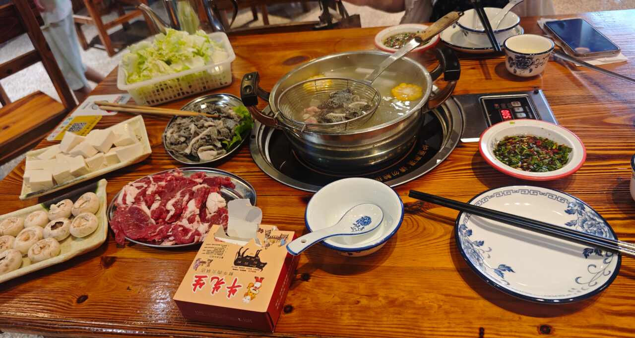 臻可以重庆老火锅(琼海店)