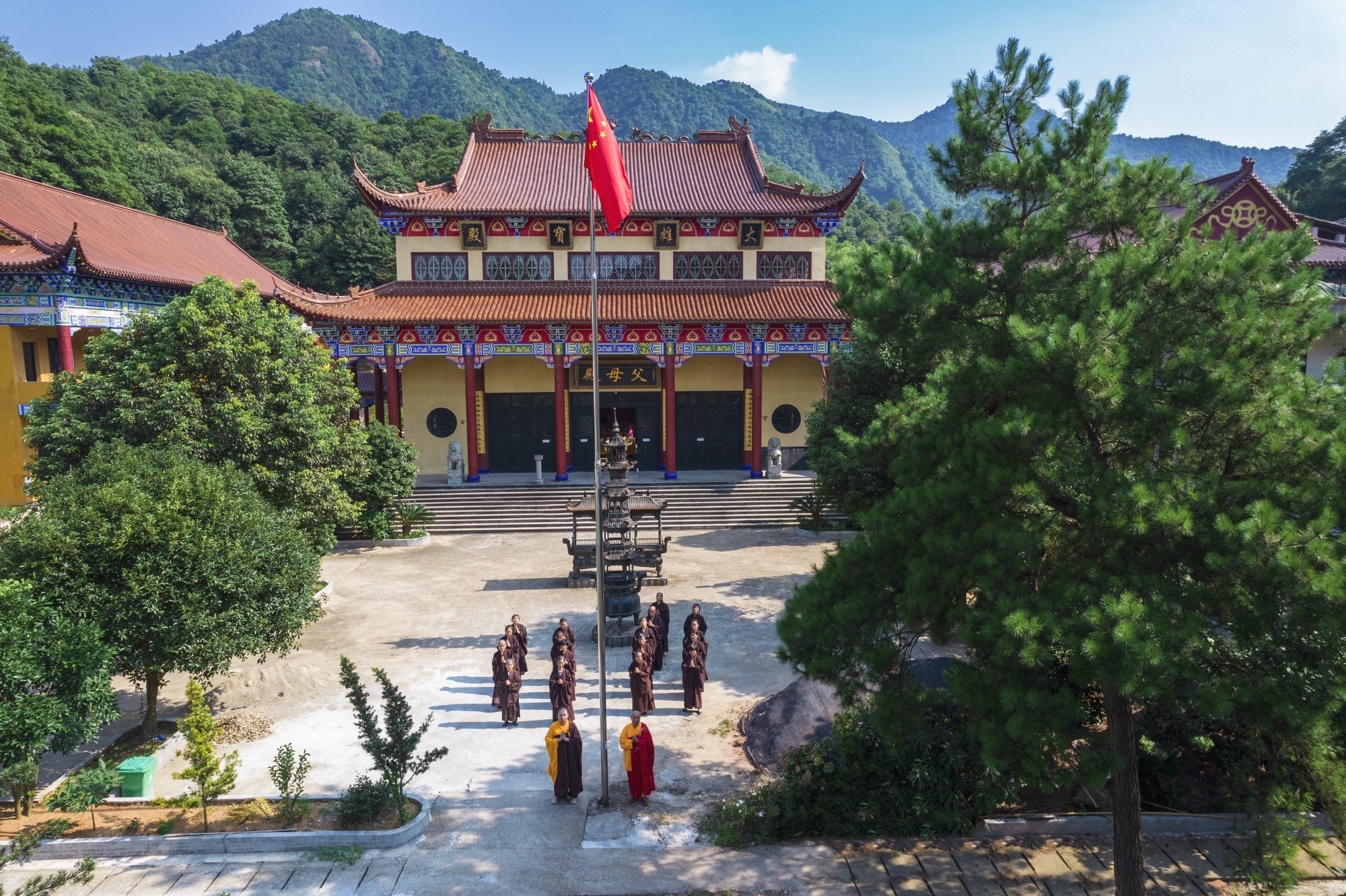 峰顶山慈济禅寺实景照片