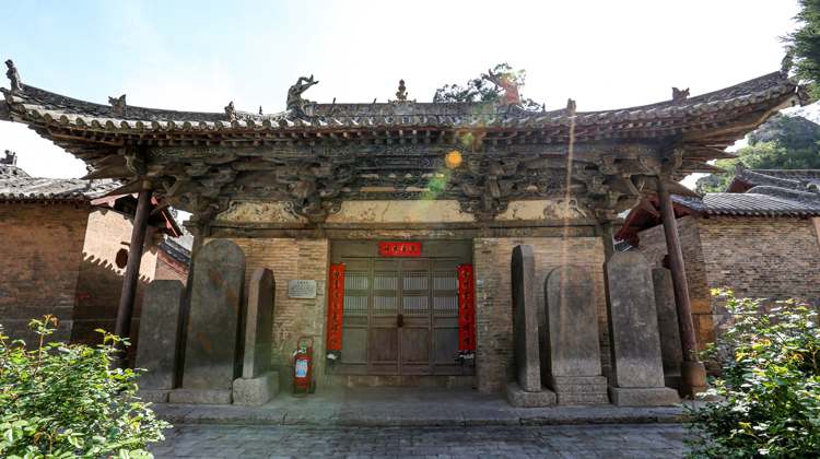 龙门寺实景照片