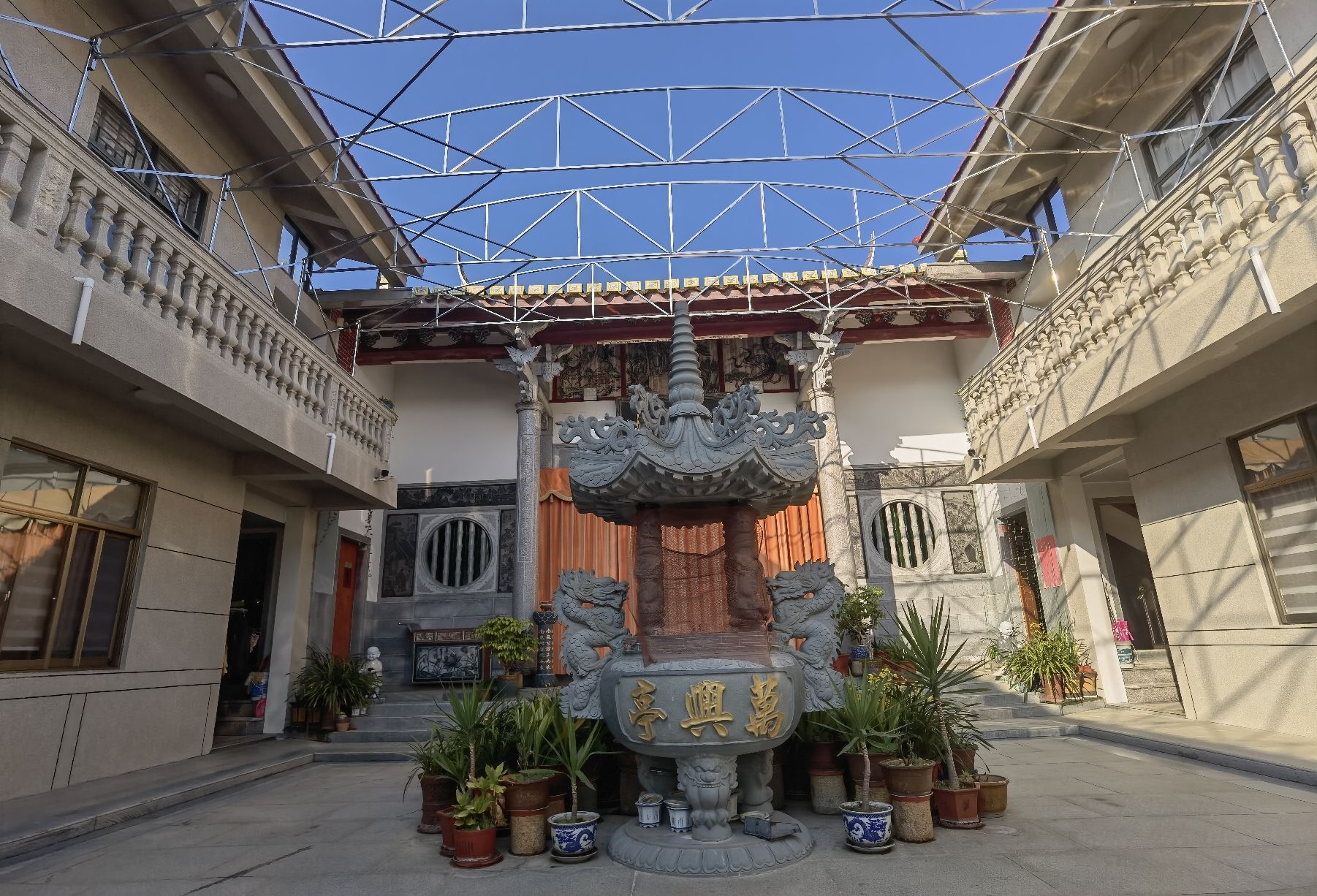 万兴亭寺实景照片