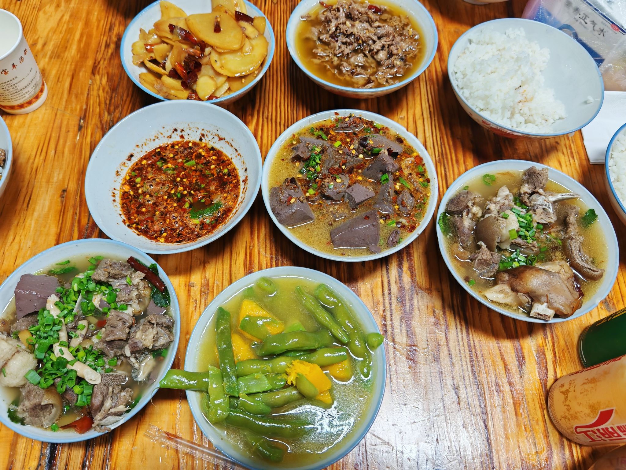正宗小宝三街羊汤锅(古镇分店)