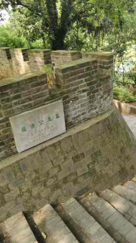 邓愈墓旅行图片 2
