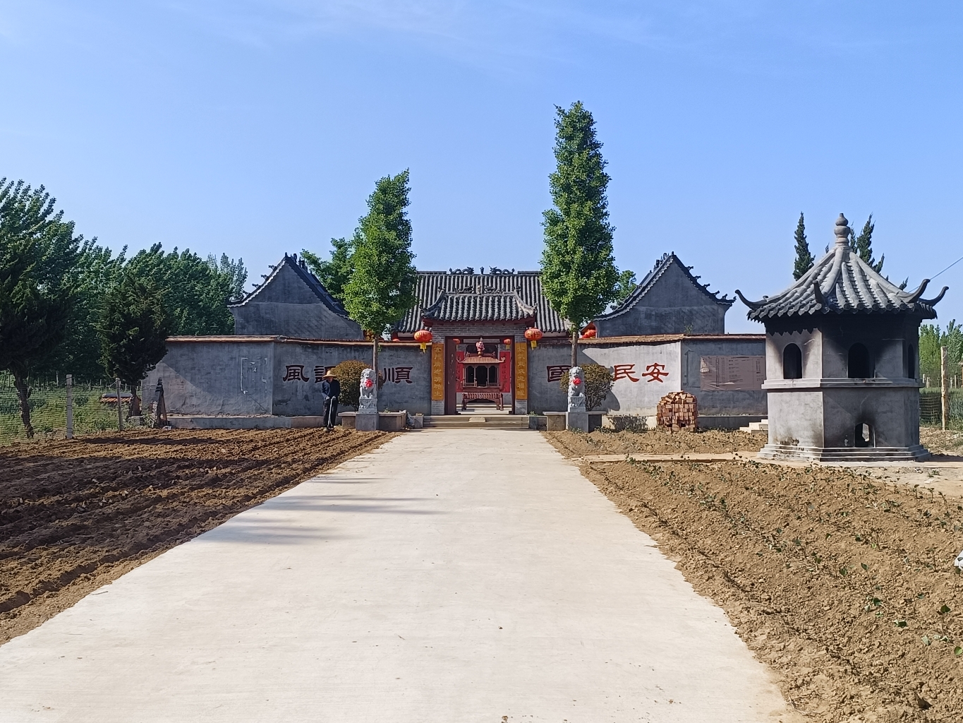 于老法师庙实景照片