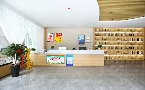 溪居静谧式客栈·智能酒店(万豪名家国际商贸城店)